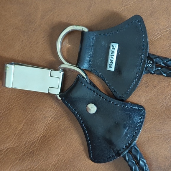 Brave Leather Belt - Picture 7 of 11